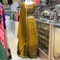LEHENGA CHOLI SCARF, SIZE 40