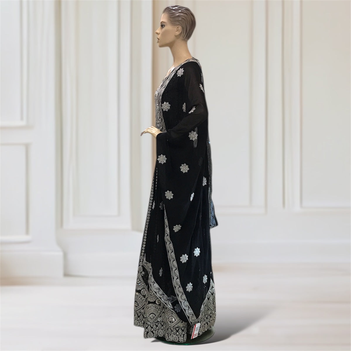 Lehenga + Choli + Scarf