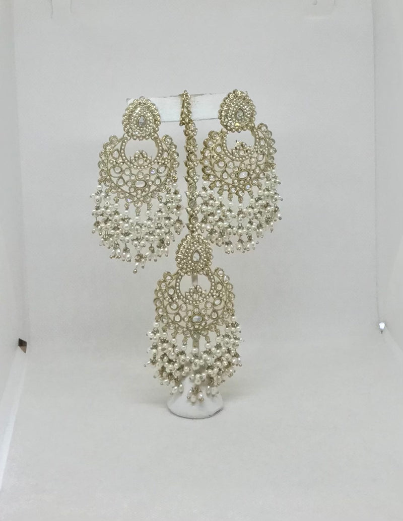 Necklace + Earring + Tikka