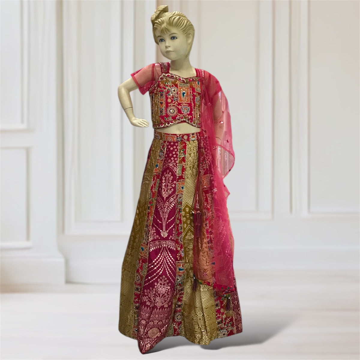 Lehenga + Choli + Scarf