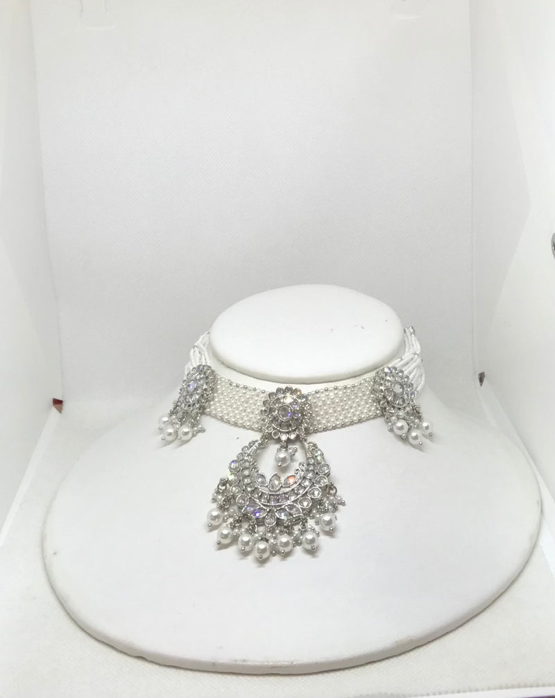 Necklace + Earring + Tikka