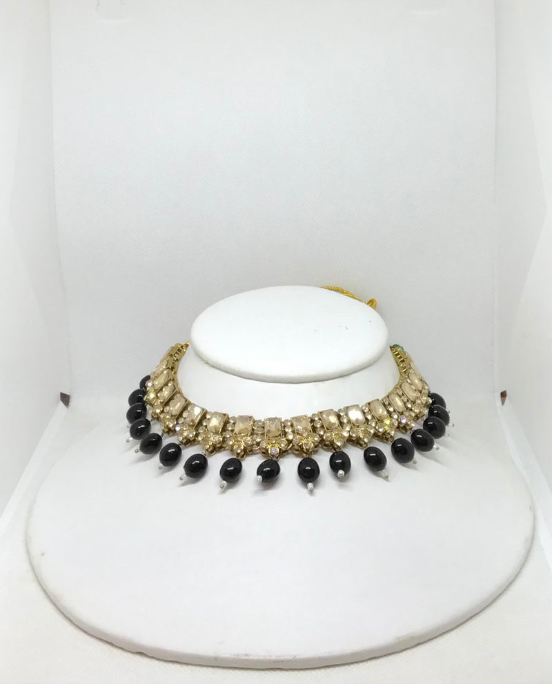 Necklace + Earring + Tikka