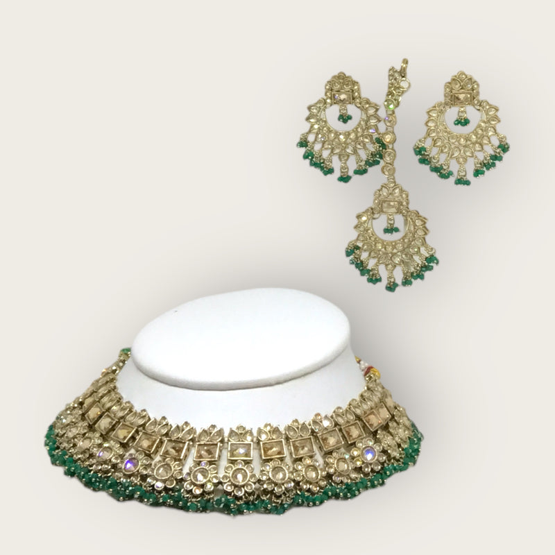 Necklace + Earrings + Tikka