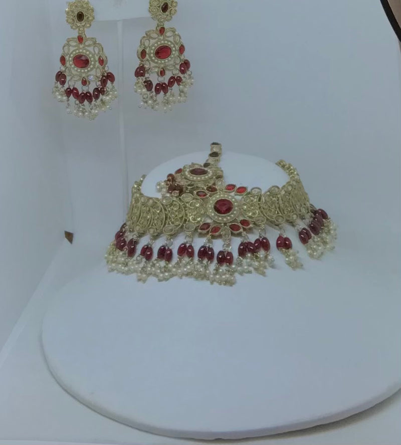 Necklace Set