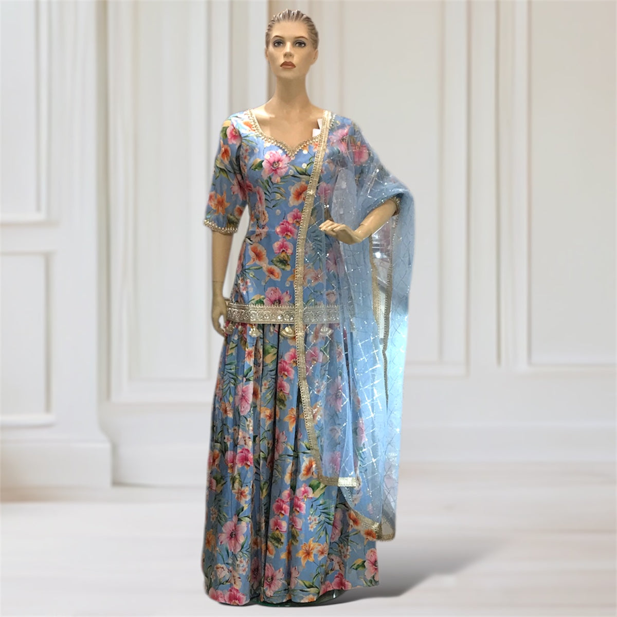 Lehenga + Choli + Scarf