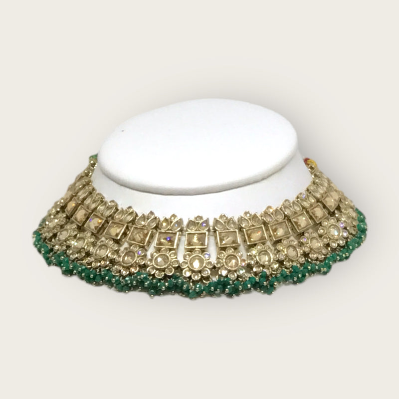 Necklace + Earrings + Tikka