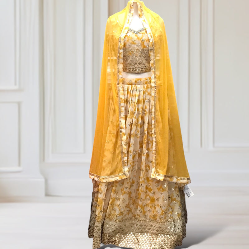 LEHENGA CHOLI DUPATTA SIZE 42