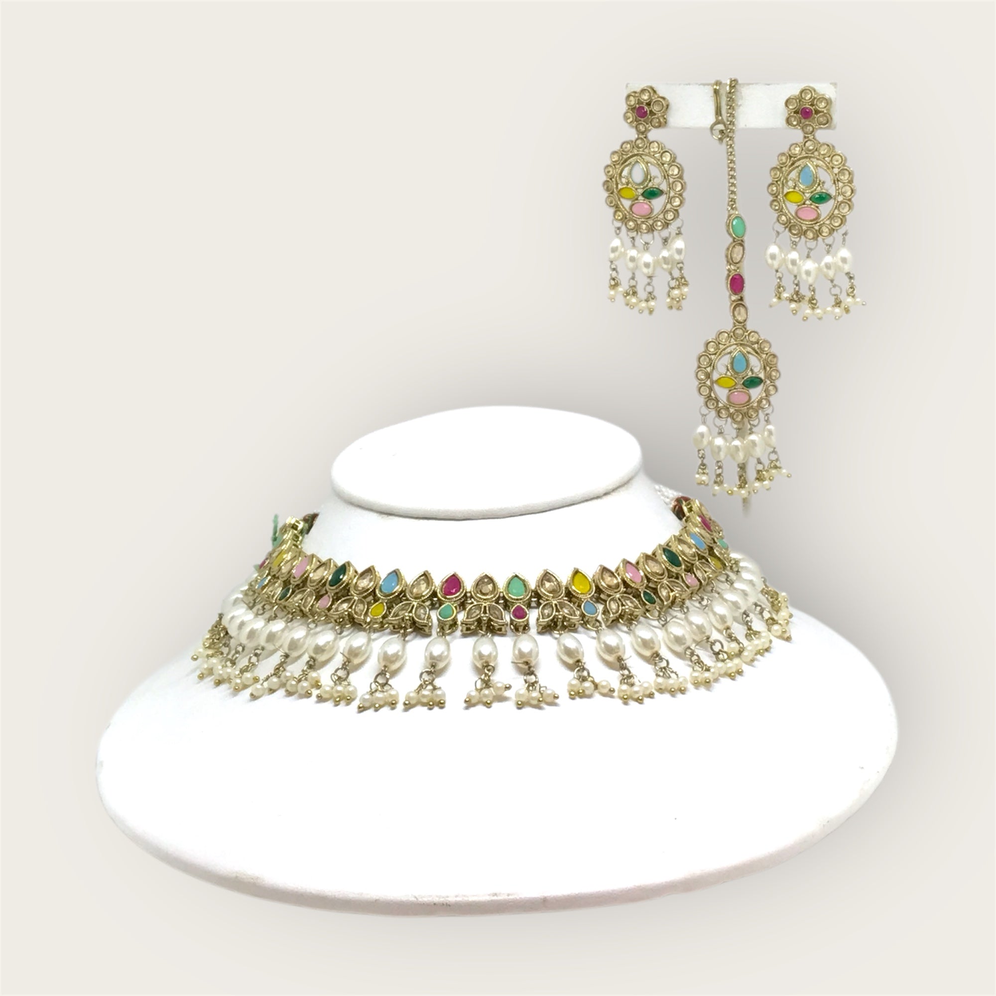 Necklace set
