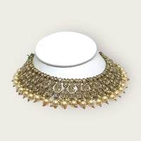 Necklace + Earrings + Tikka