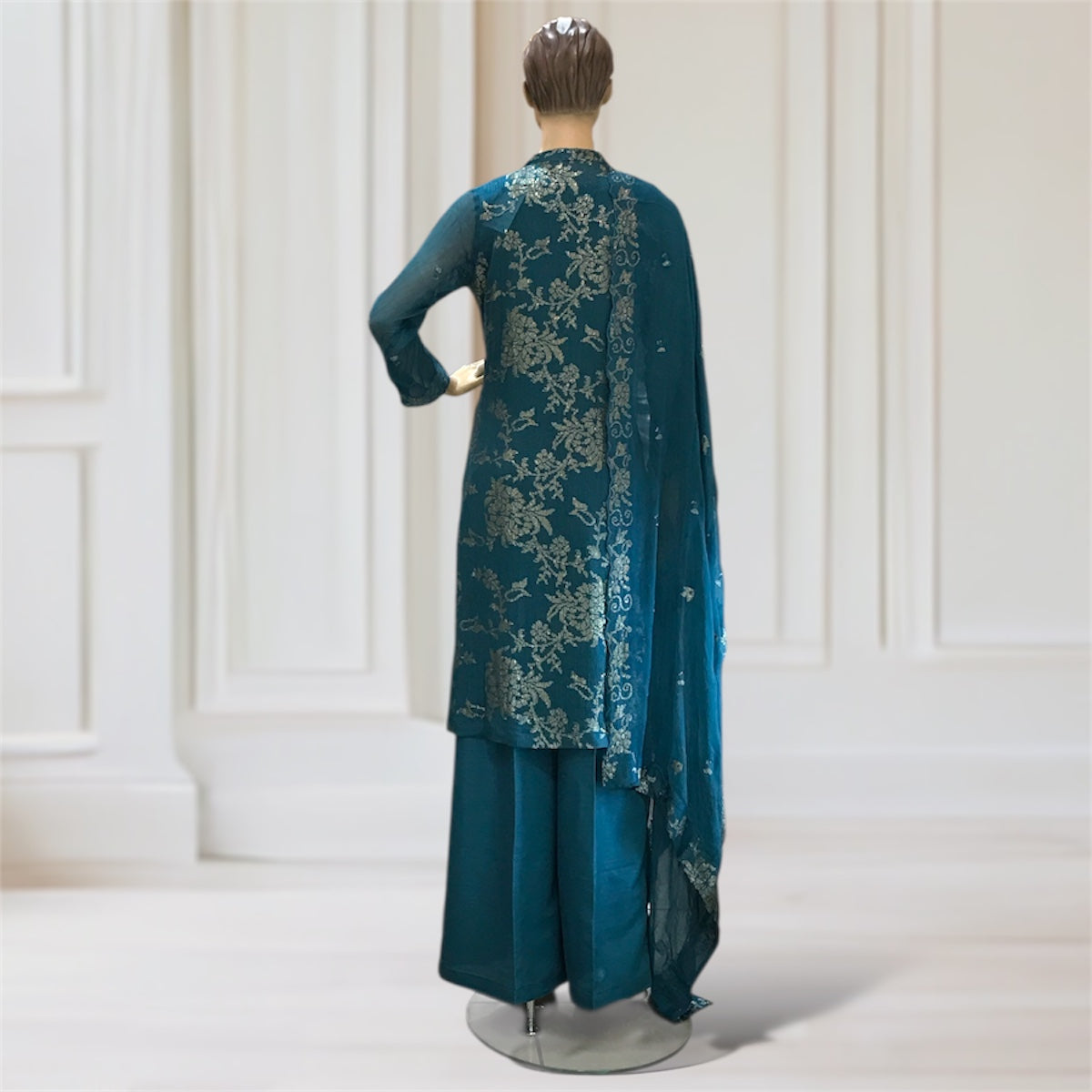 Kurta + Inner + Trouser + Scarf