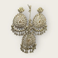 Necklace + Earrings + Tikka