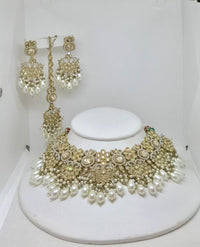 Necklace + Earring + Tikka