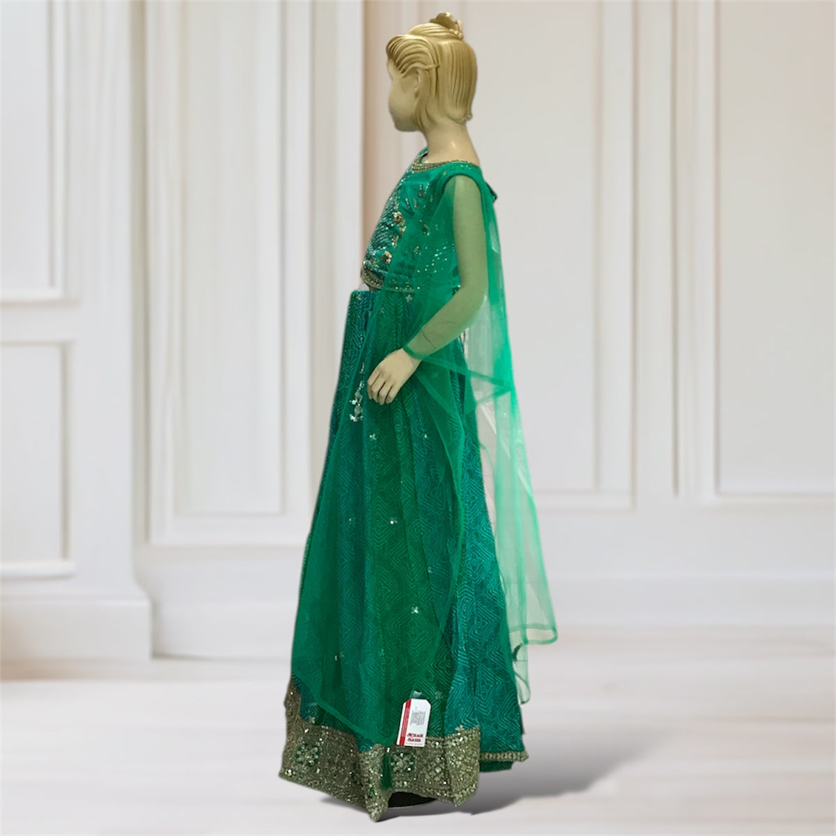 Lehenga + Choli + Scarf