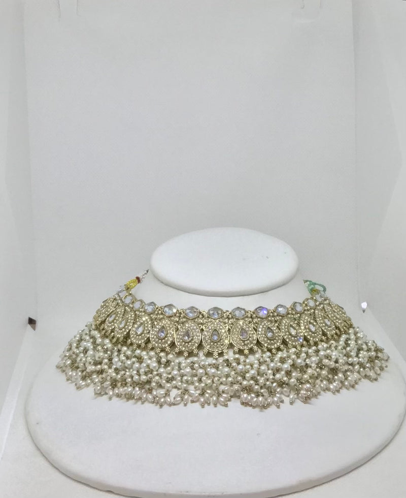 Necklace + Earring + Tikka