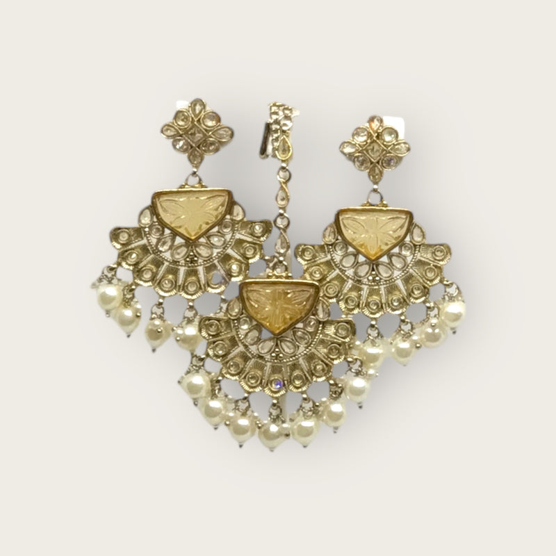 Necklace + Earrings + Tikka
