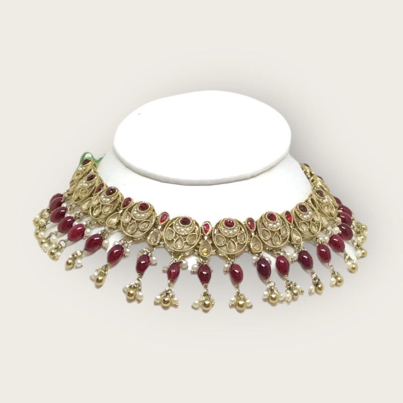 Necklace + Earrings + Tikka
