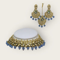 Necklace + Earrings + Tikka