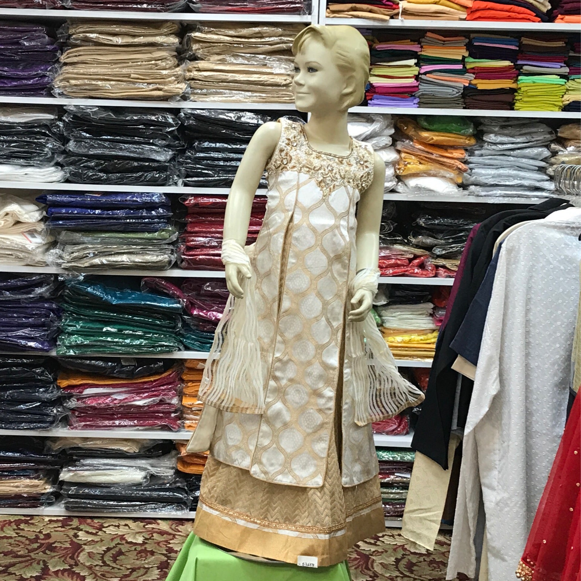 Lehenga Choli Dupatta Size 26