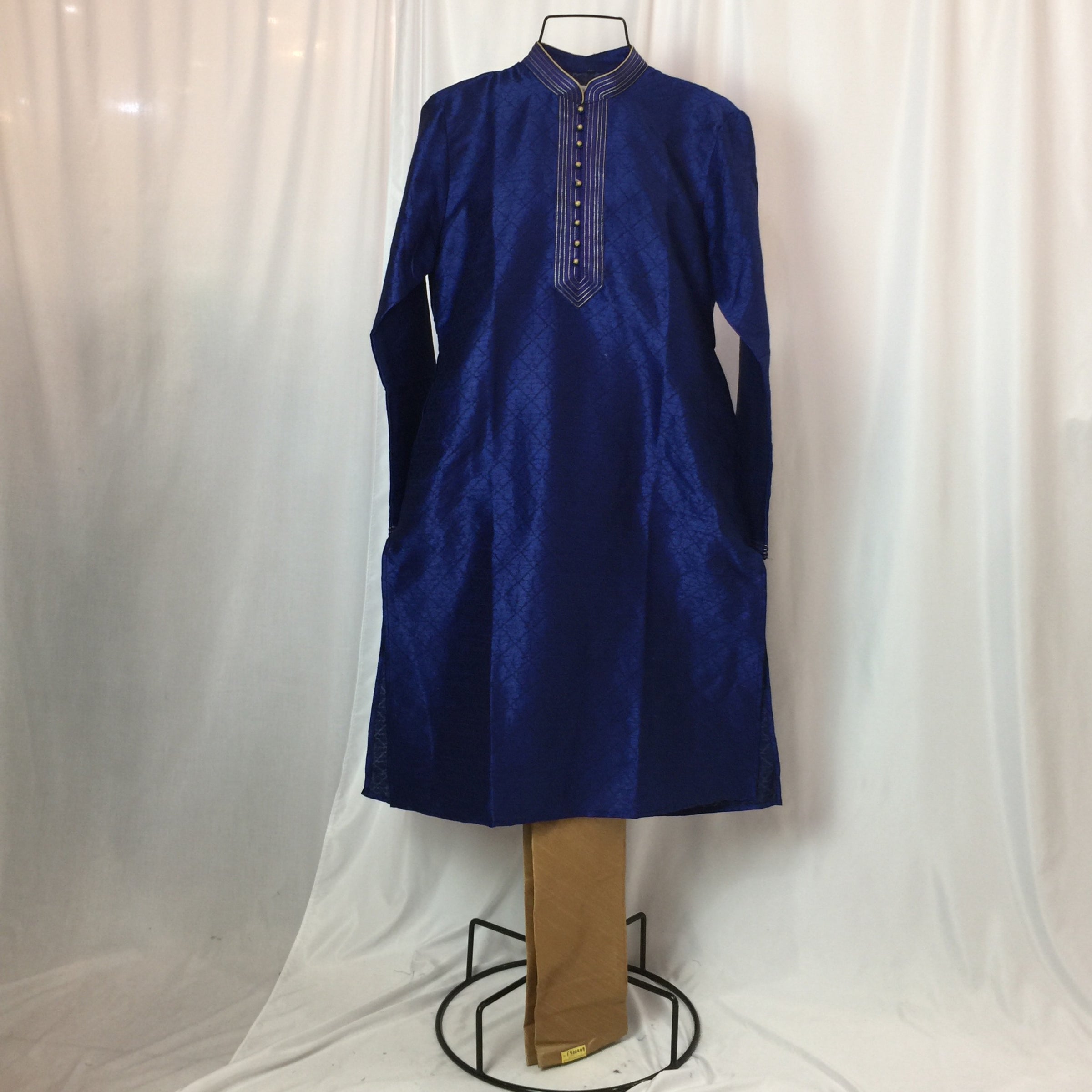 Kurta Pajamas Size 42