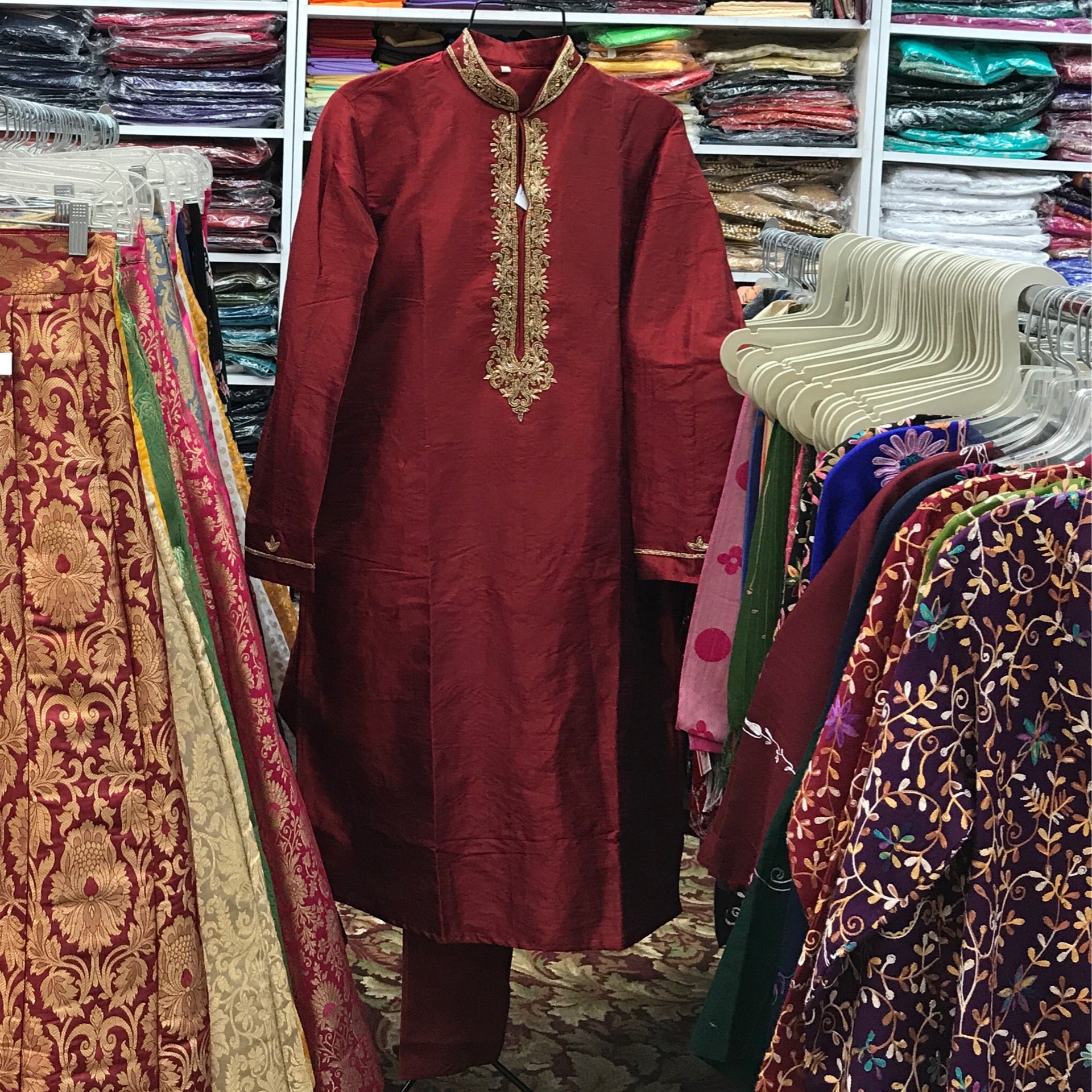 MANS KURTA PAJAMA SIZE 44