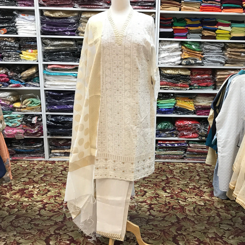 Pakistani Suit Size 42