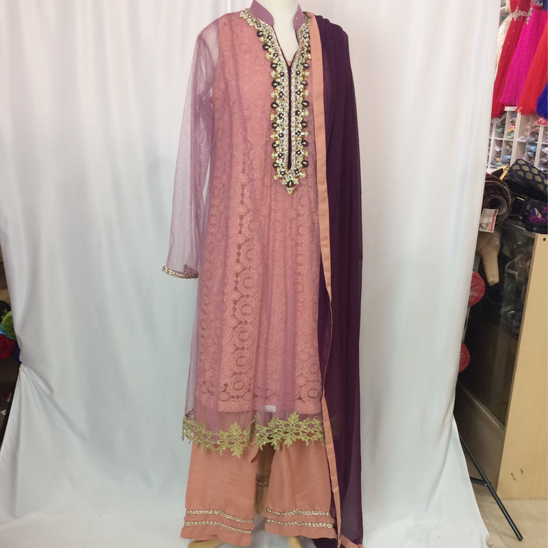 Pakistani Suit Size 46