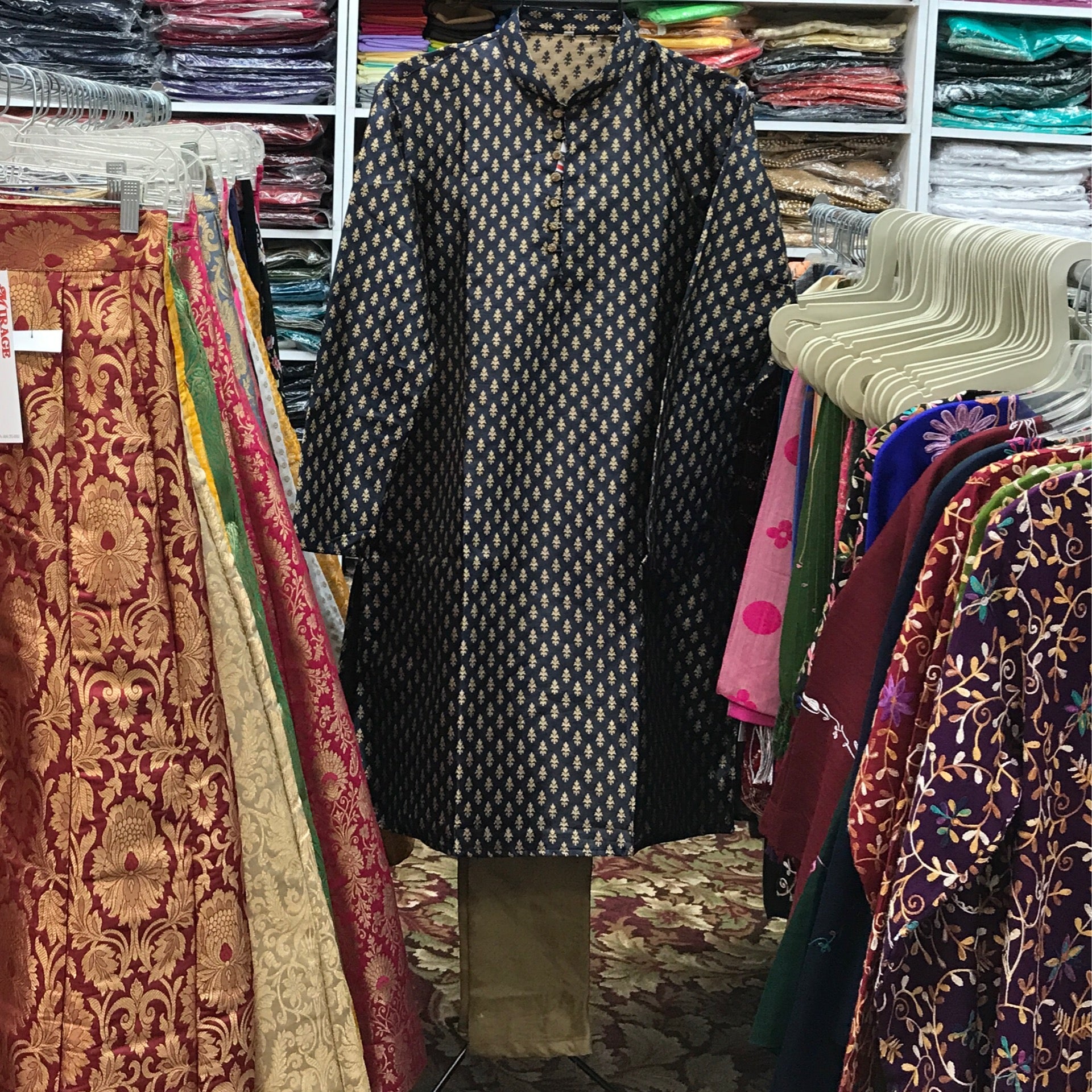 MANS KURTA PAJAMA SIZE 48