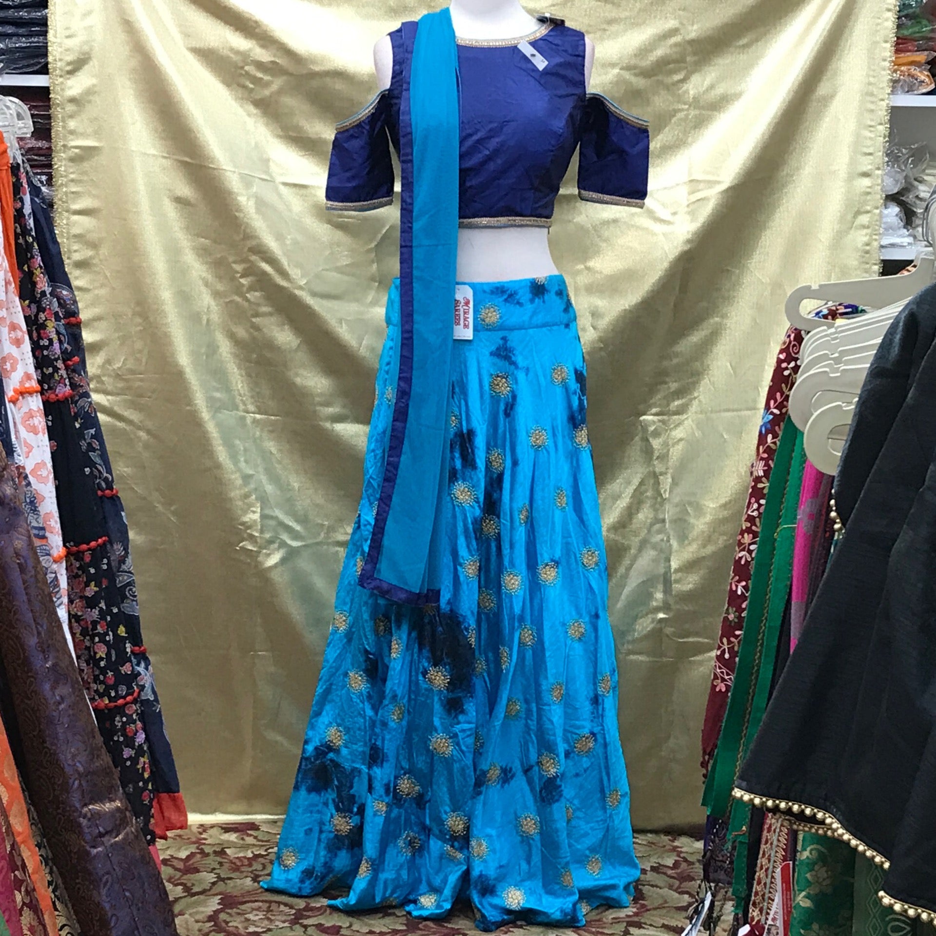 LEHENGA CHOLI DUPATTA SIZE 36
