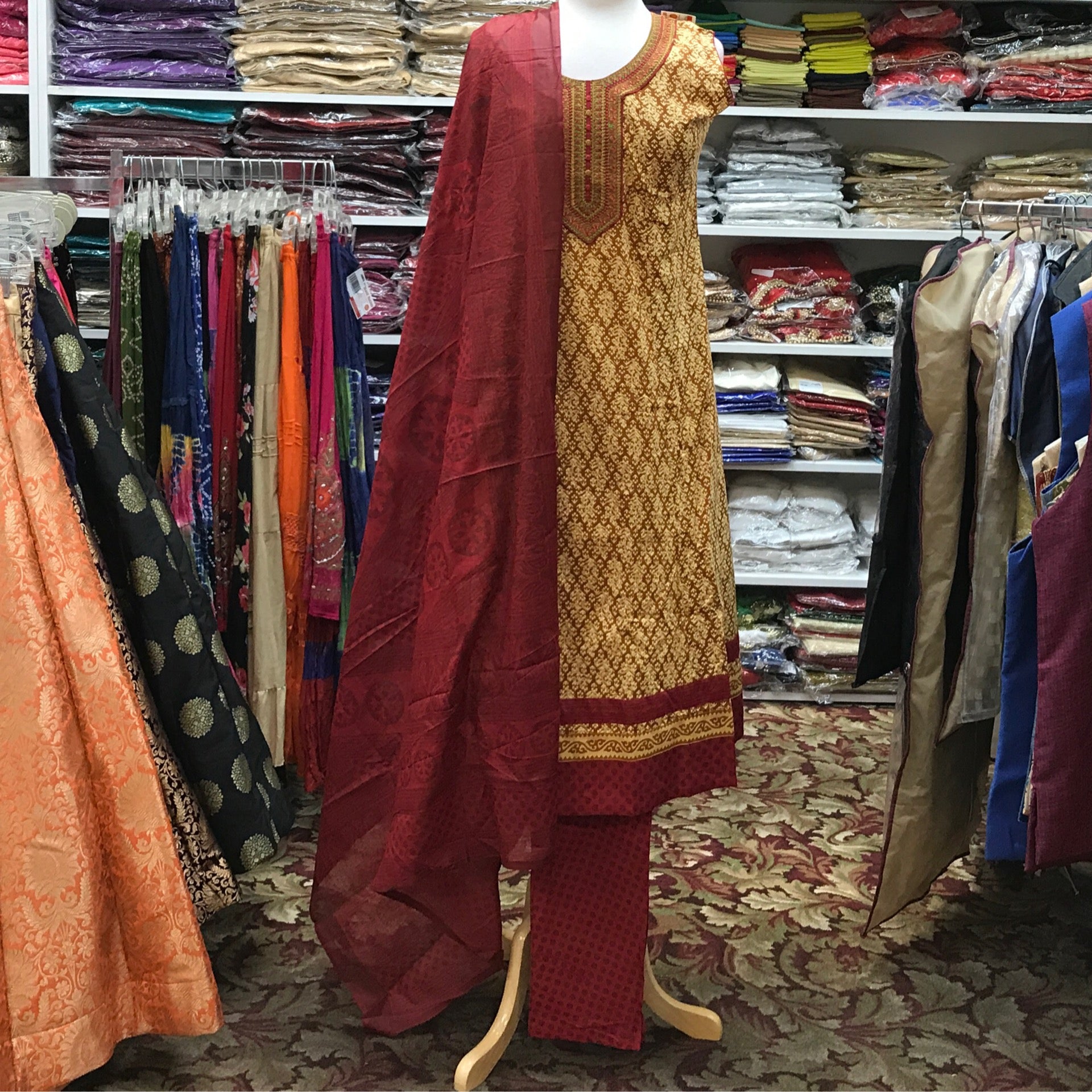 KURTA CHURIDAR DUPATTA SIZE 40