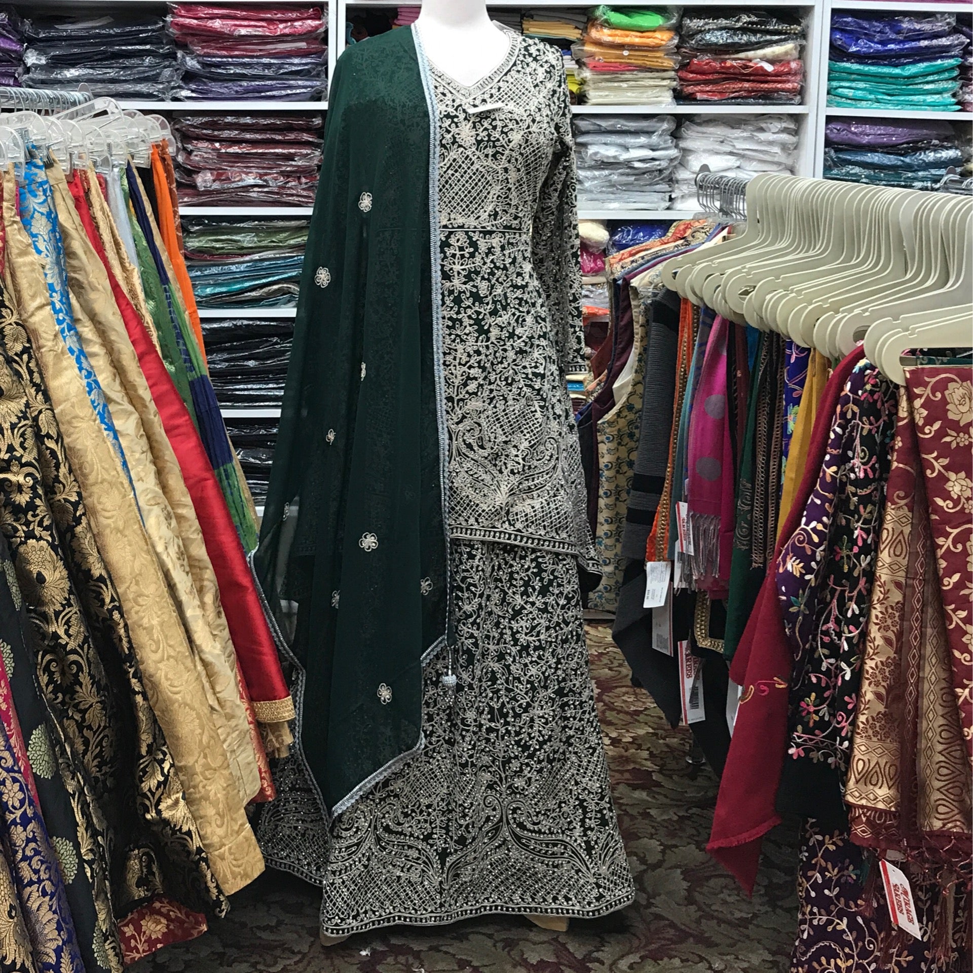DESIGNER LAHANGHA SIZE 40