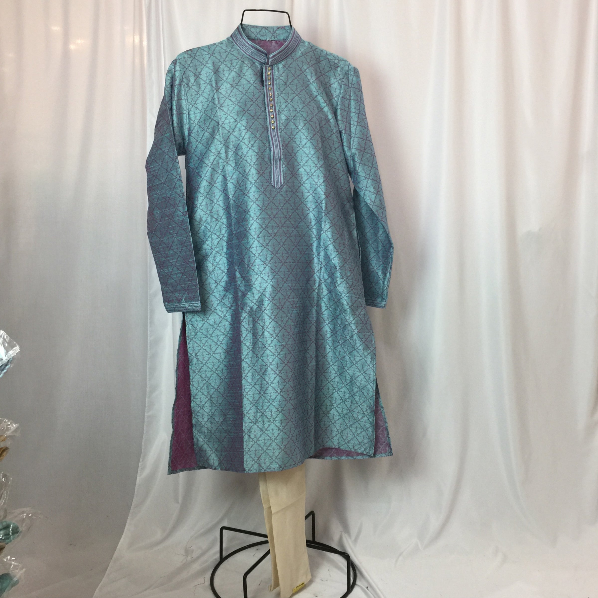 Kurta Pajamas Size 40