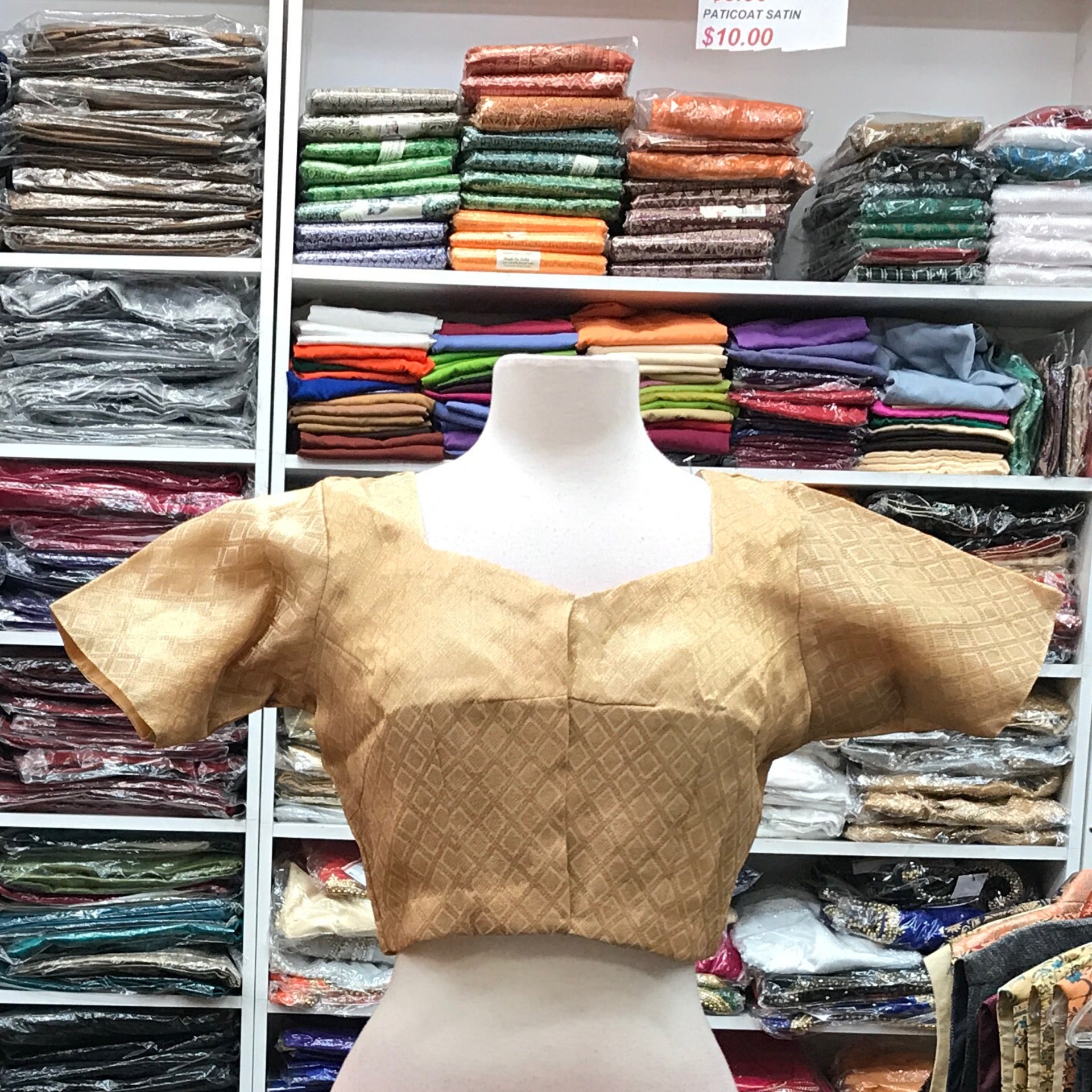 BLOUSE SIZE 42