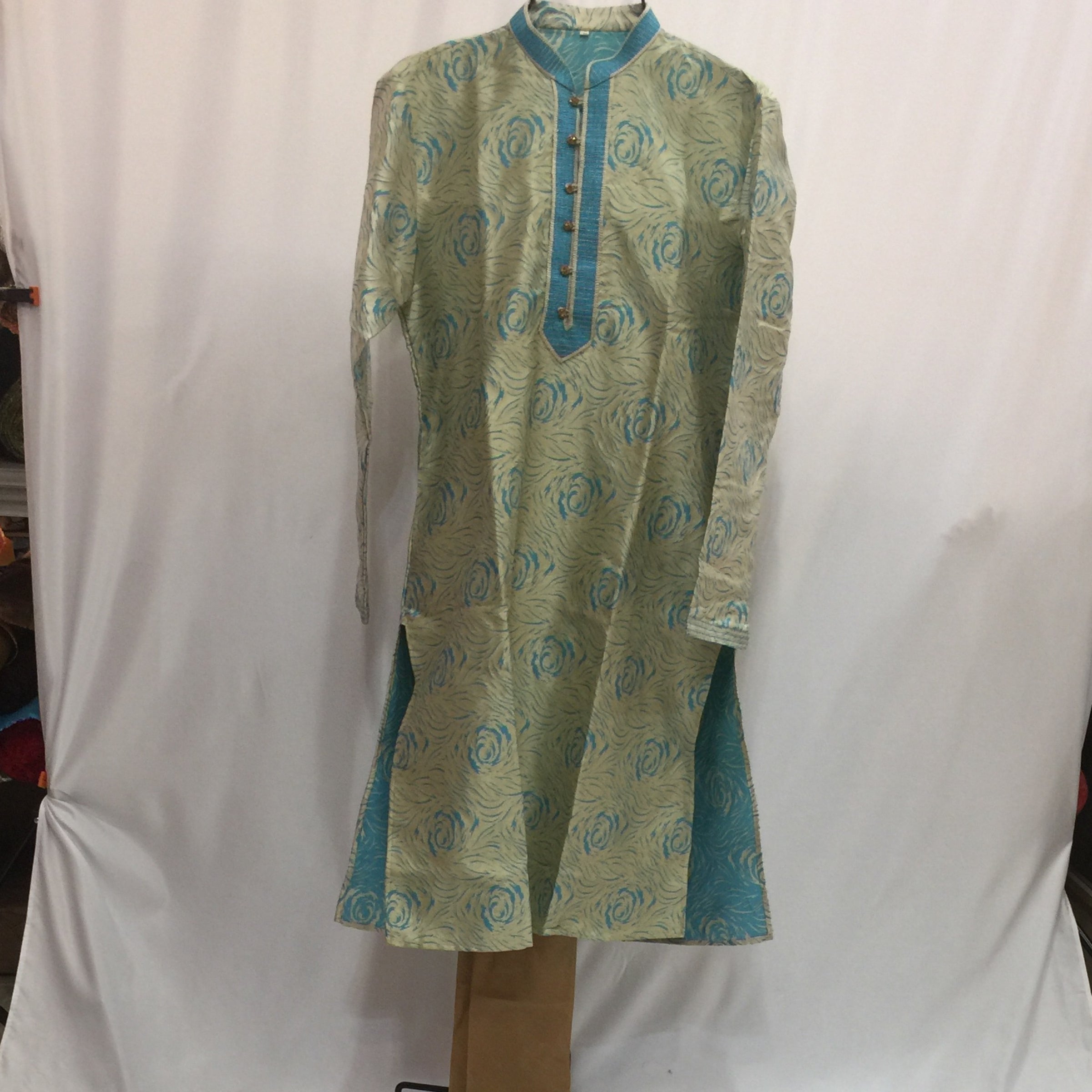 Men's Kurta Pajamas Size 42
