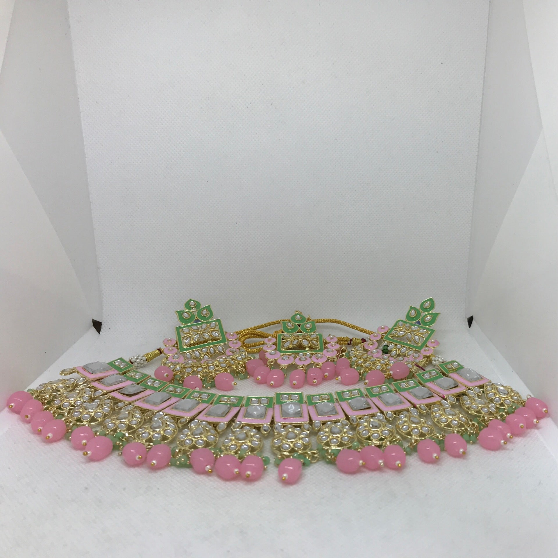 NECKLACE SET