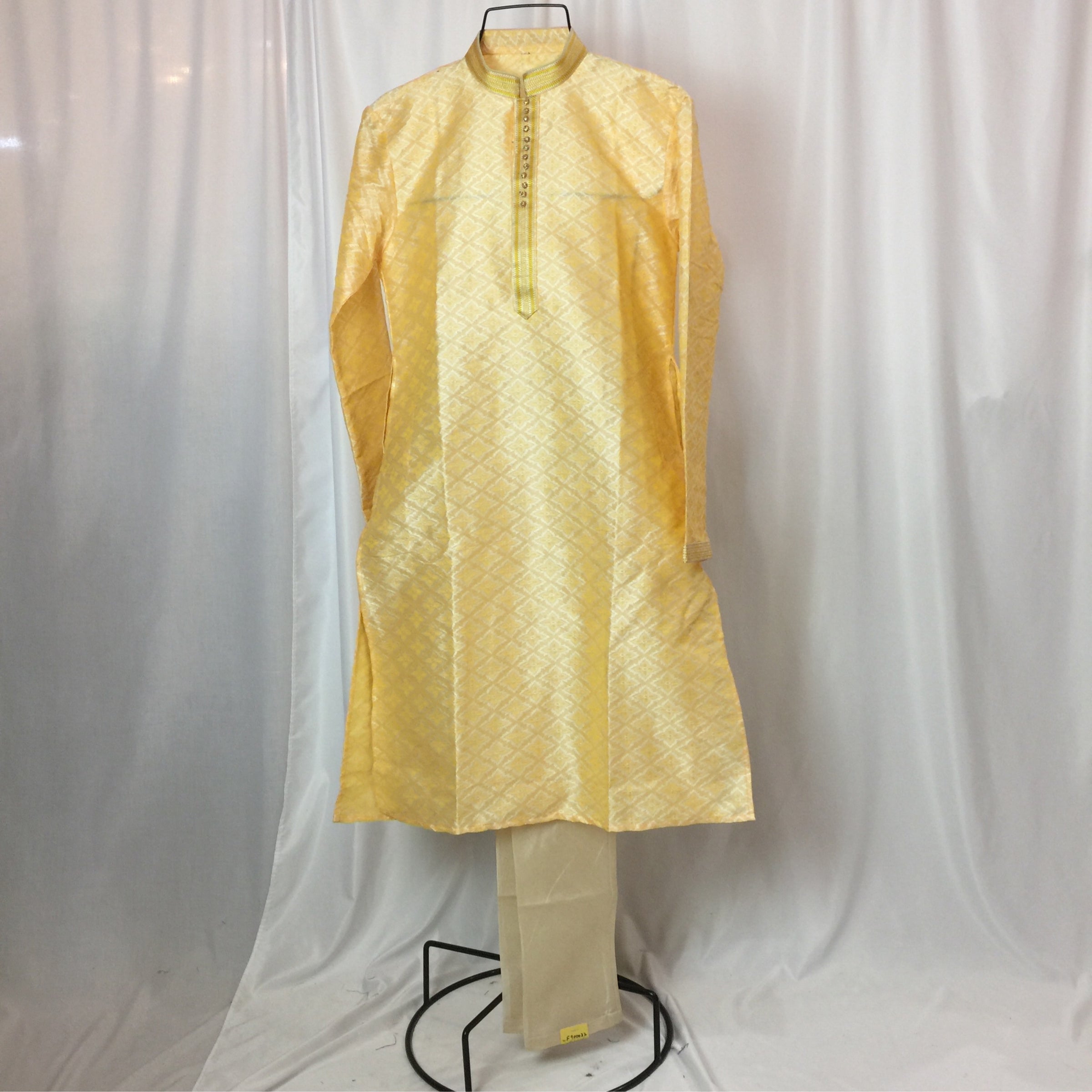 Kurta Pajamas Size 42