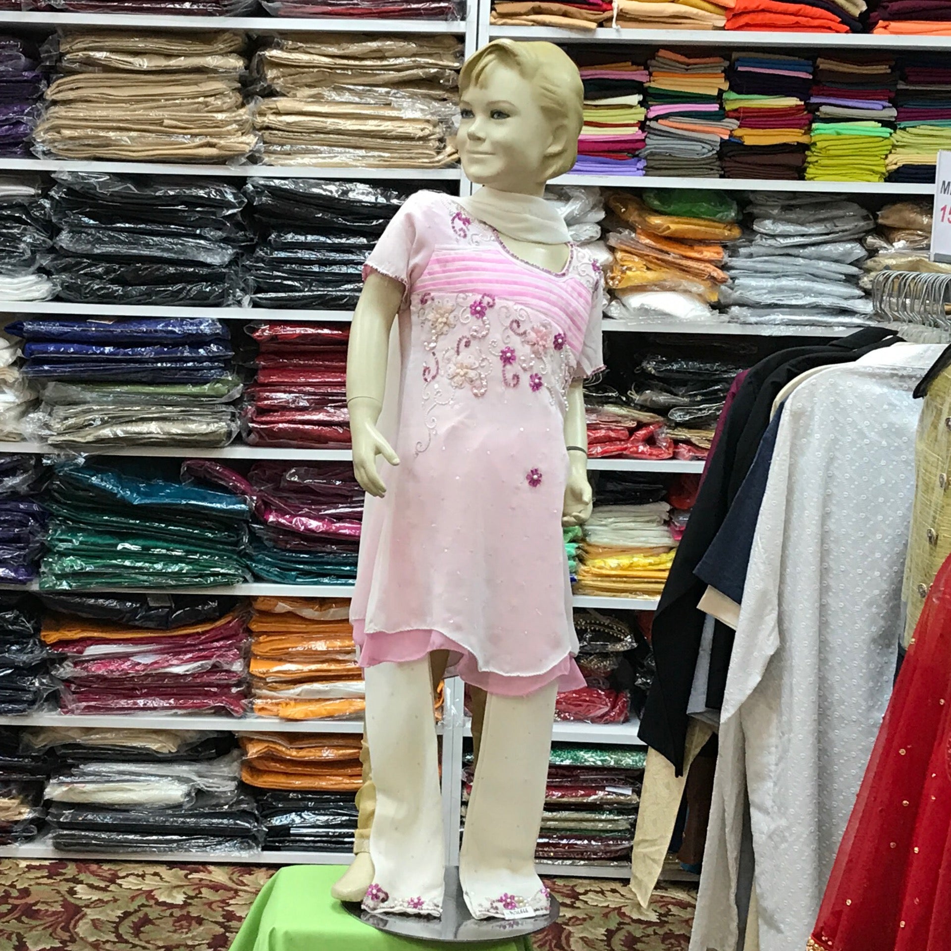 Kurta Churidar Dupatta Size 28