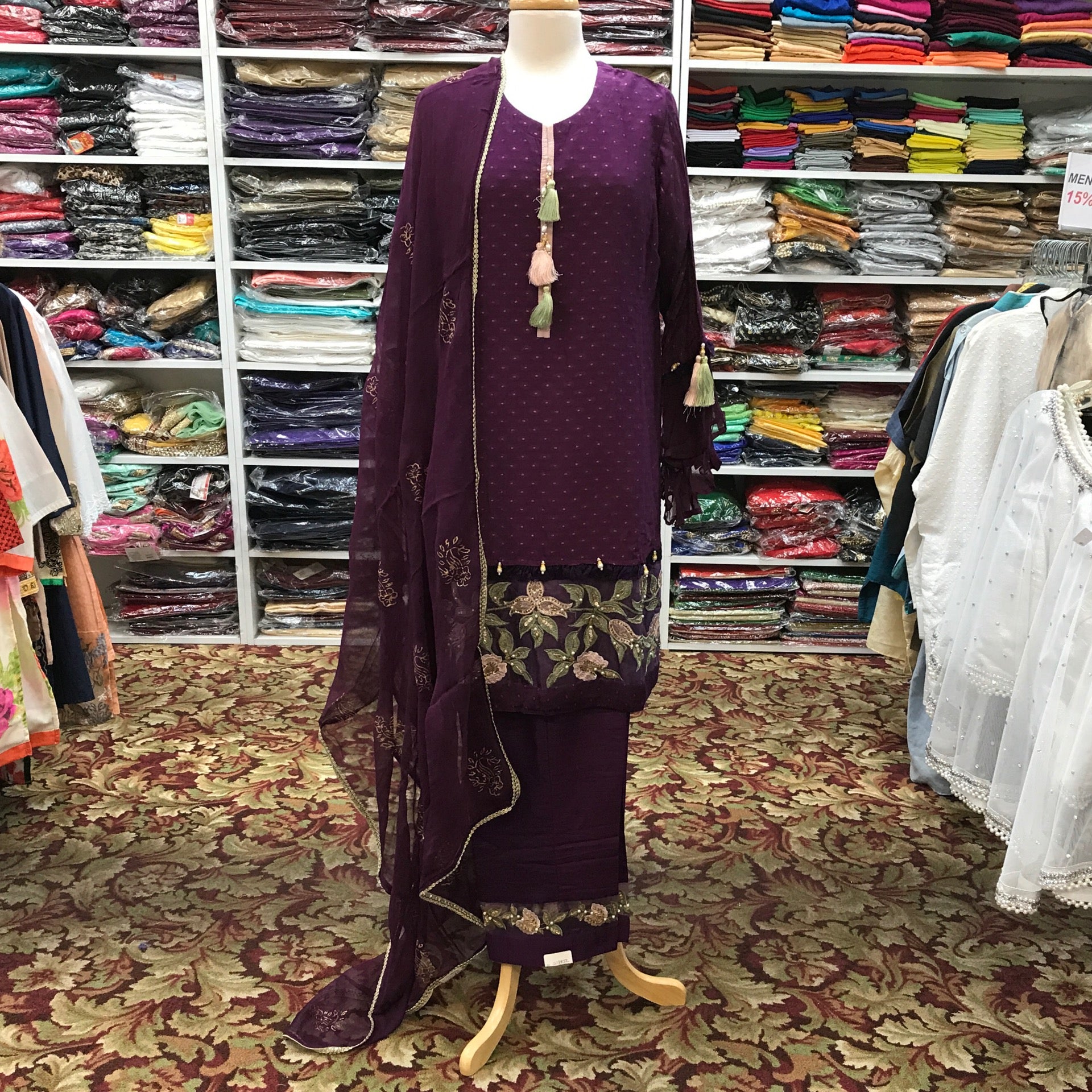Pakistani Suit Size 46