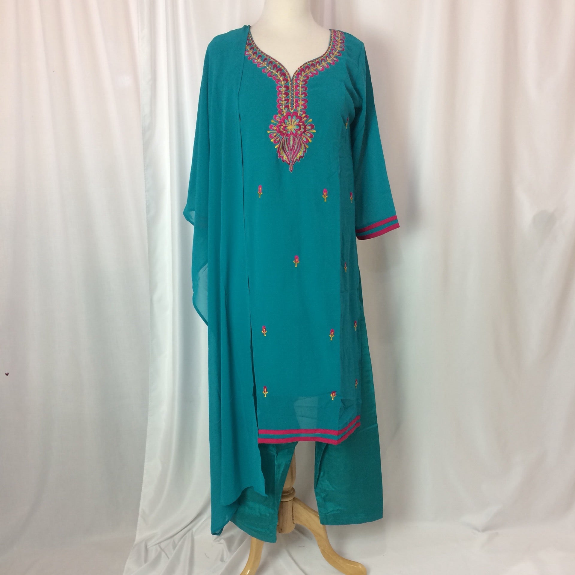 Shalwar suit size 36