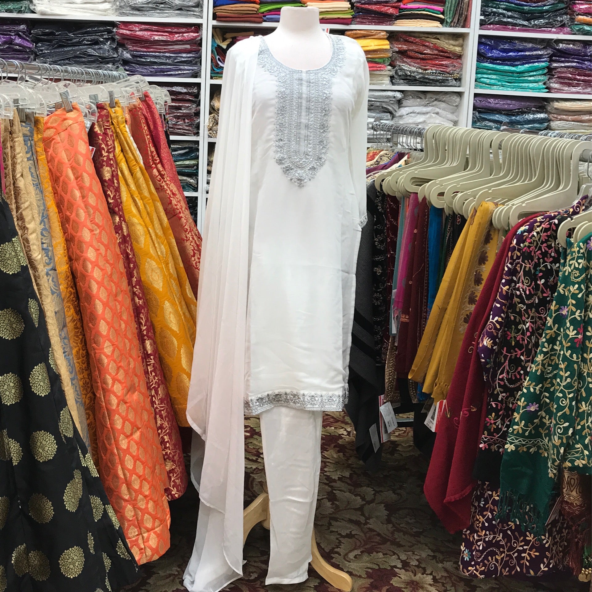 KURTA 3 PCS SIZE 48