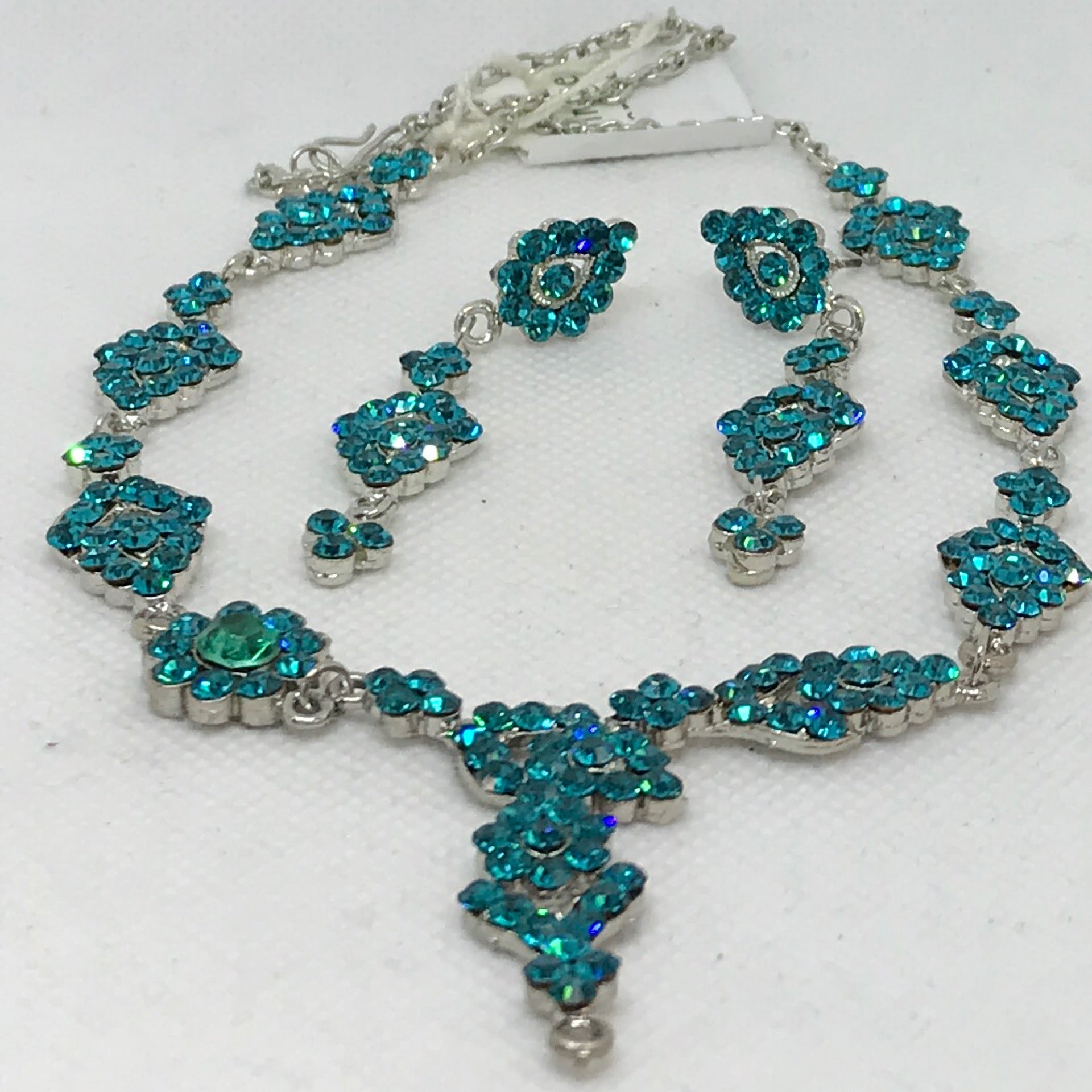 NECKLACE SET
