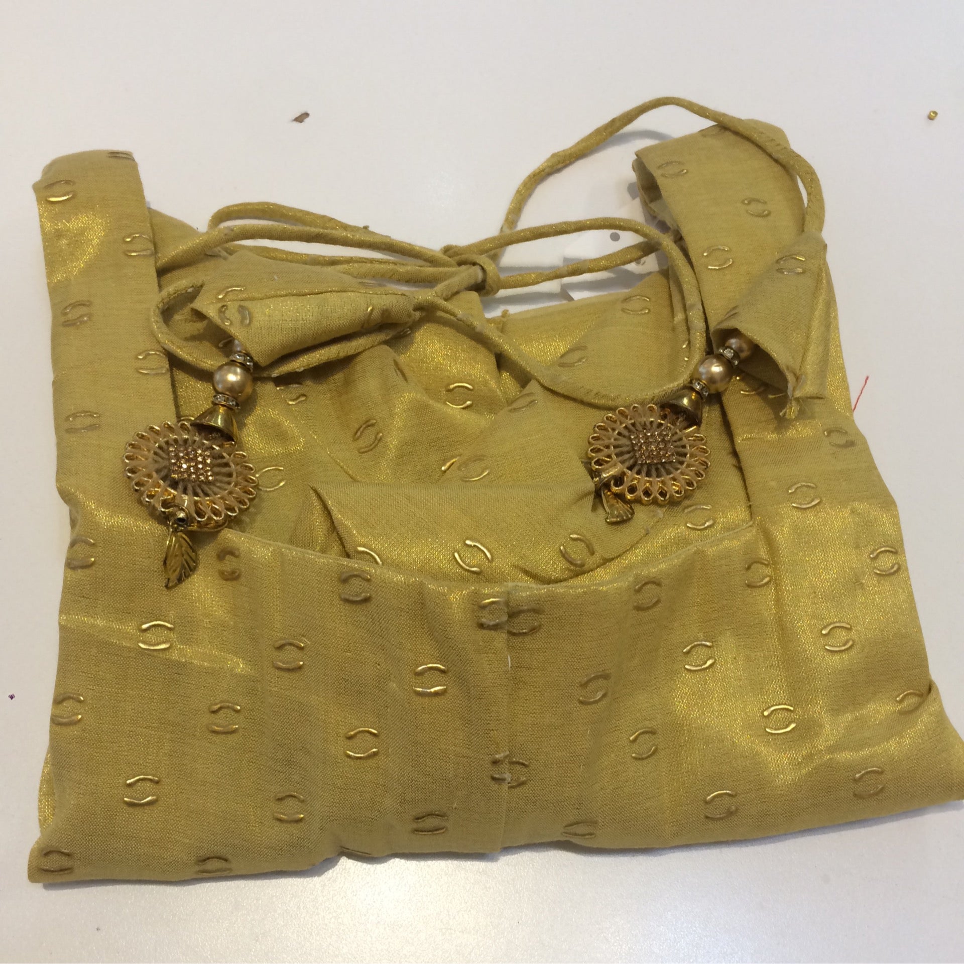 Blouse size 44