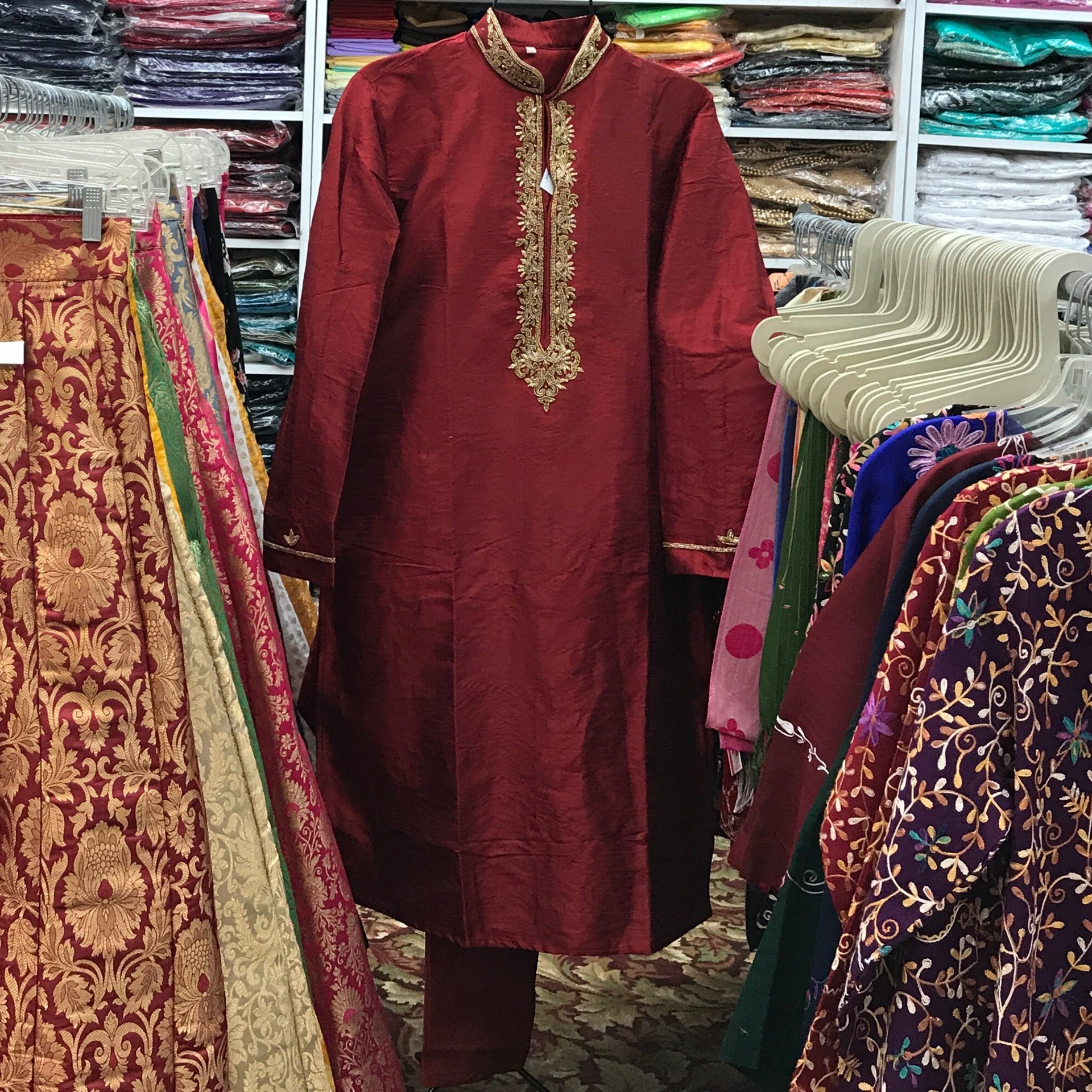 MANS KURTA PAJAMA SIZE 42