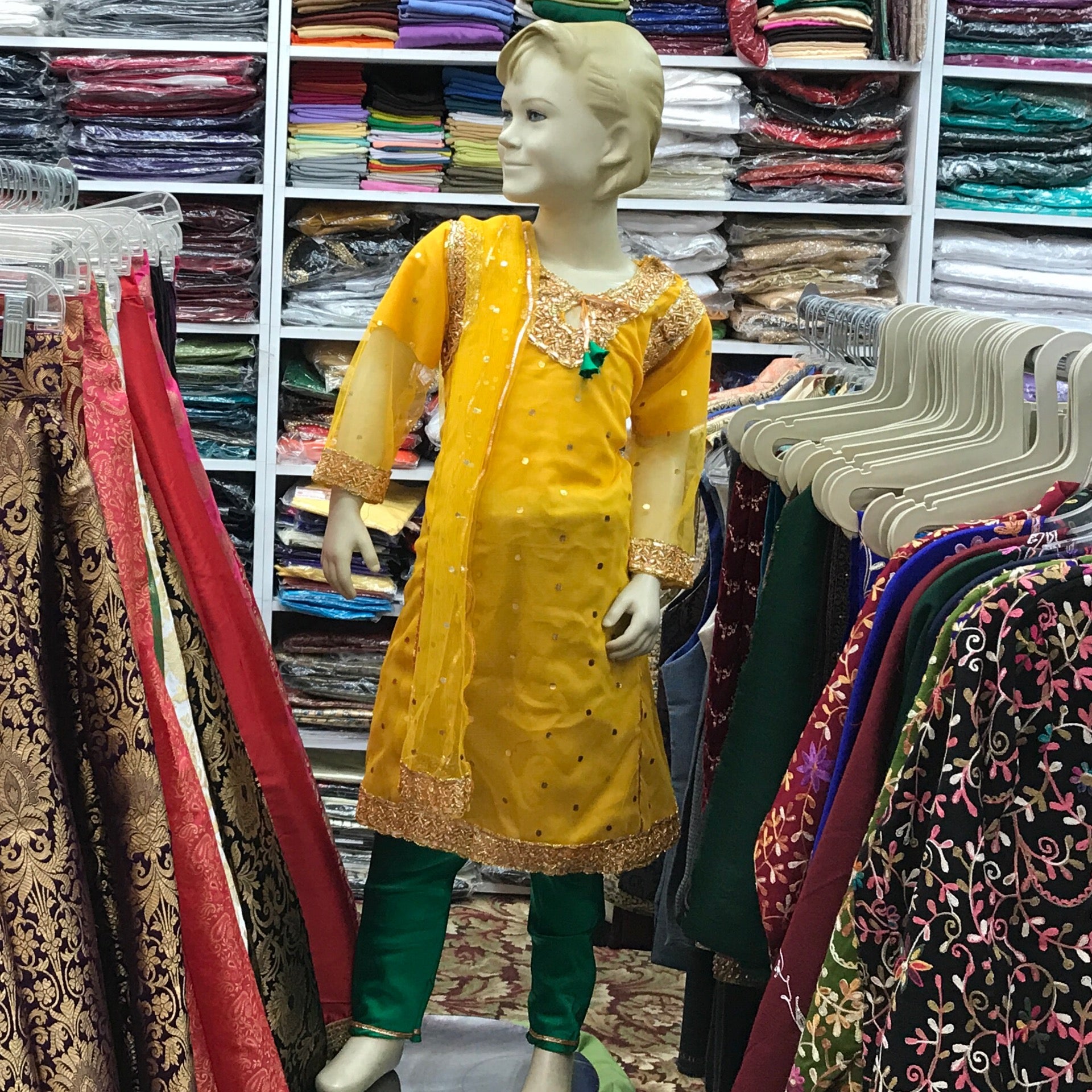 KURTA CHURIDAR DUPATTA