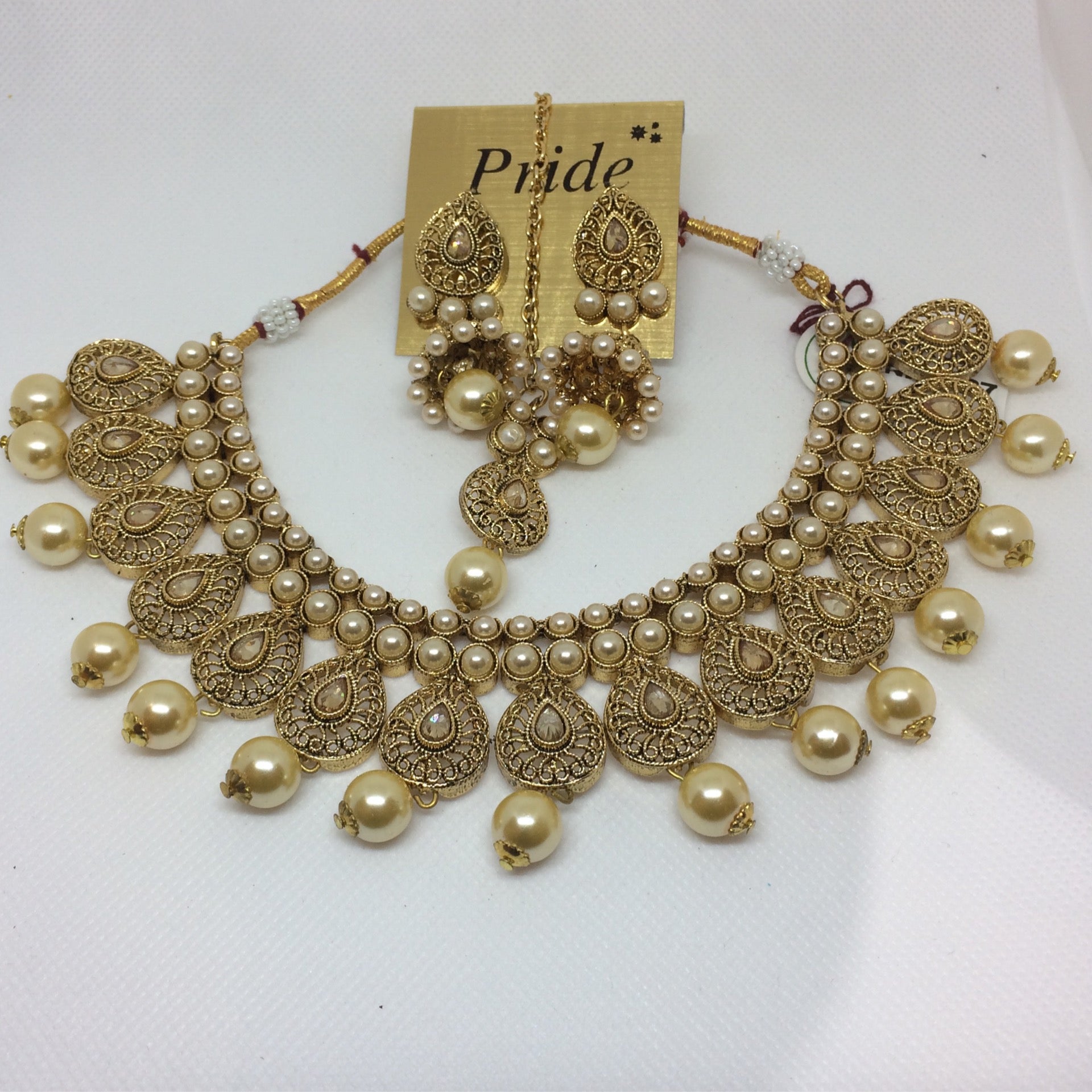 Necklace Set