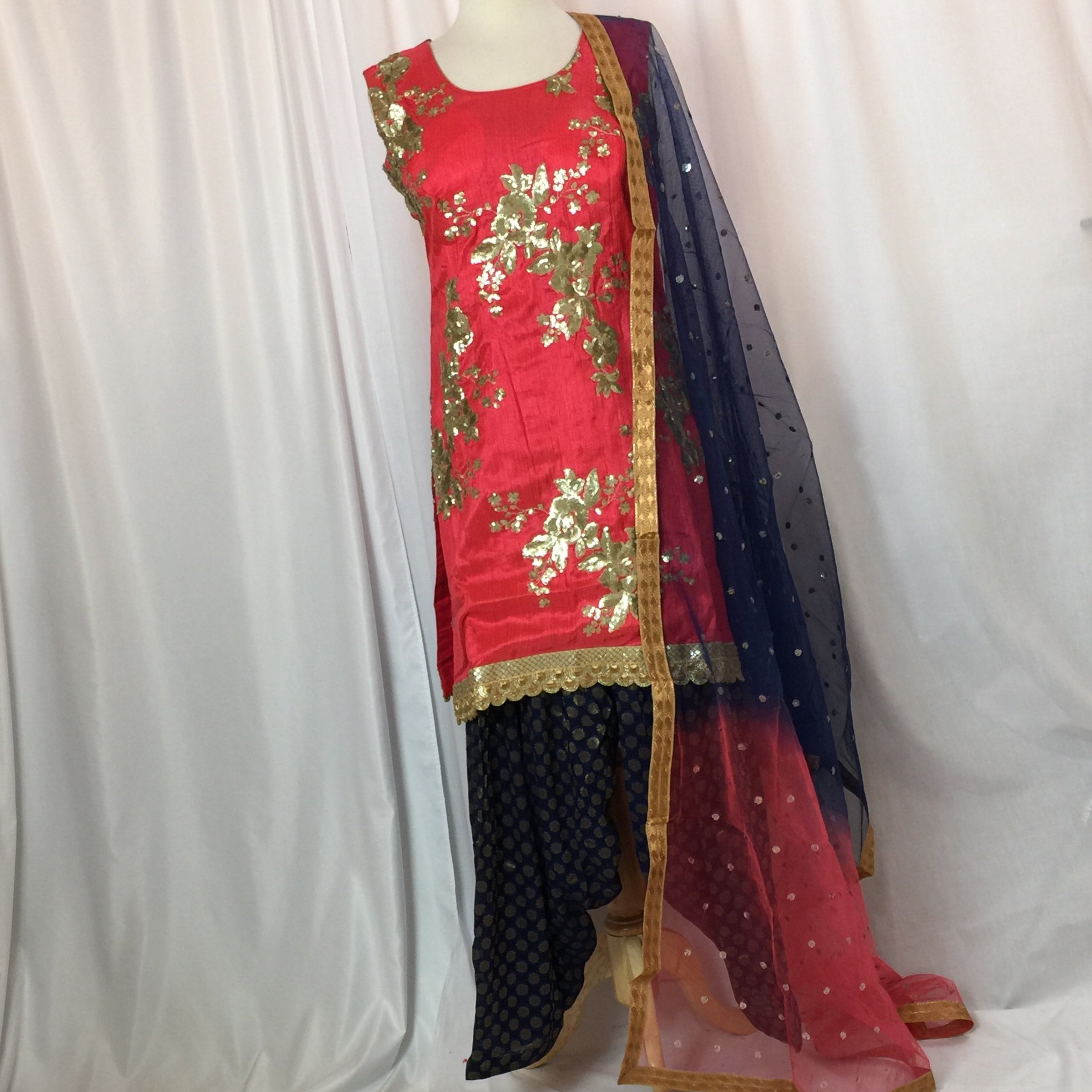 Shalwar Kameez Size 40