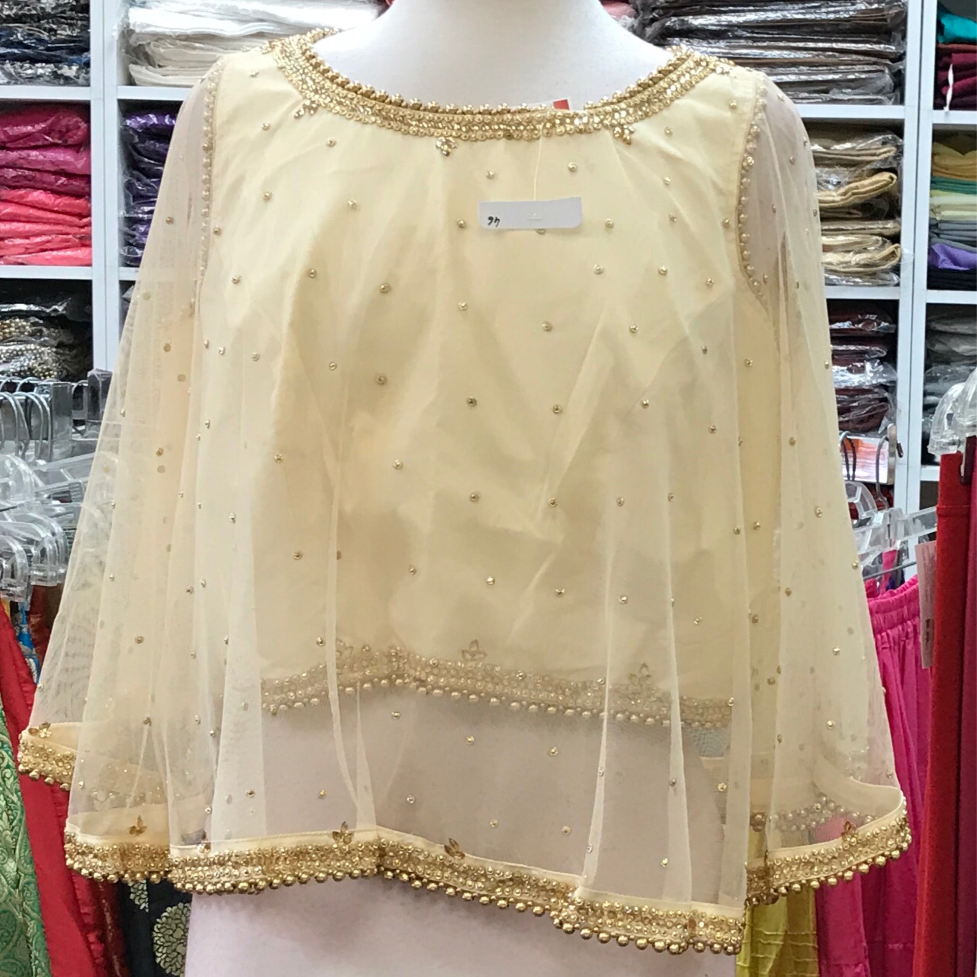 Blouse poncho size 46