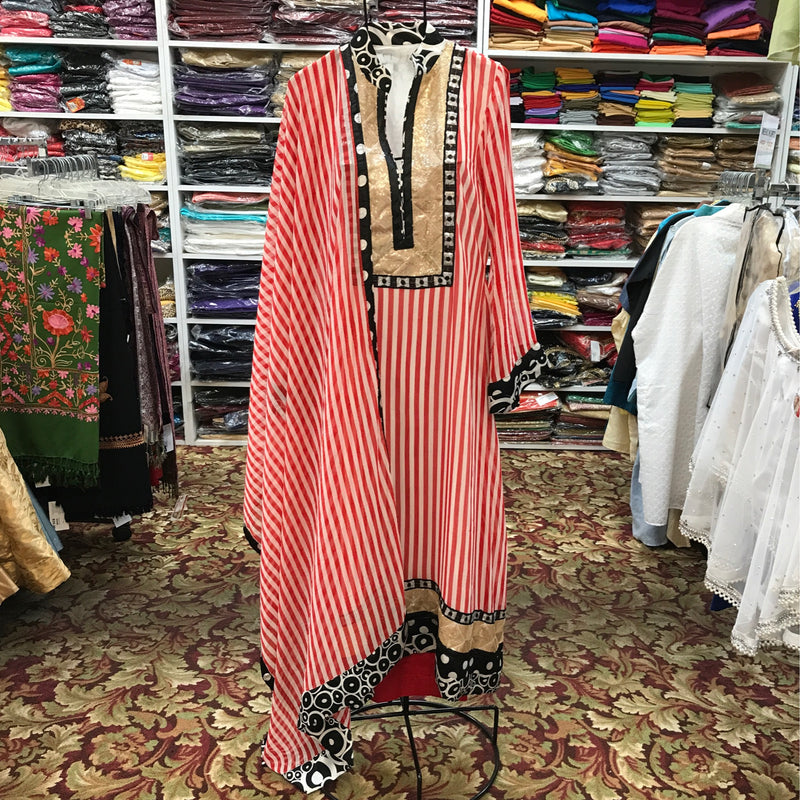 Pakistani Suit Size 36