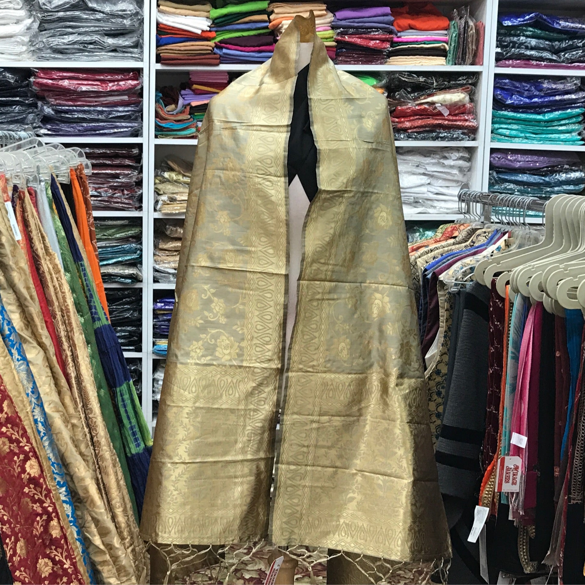 BANARAS DUPATTA SCARF