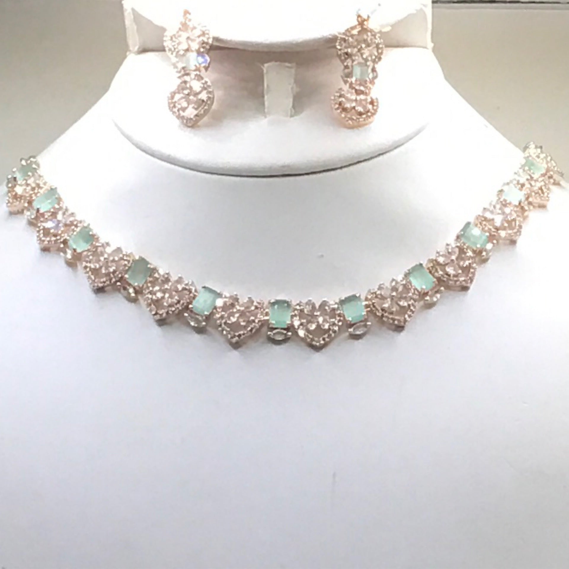 Necklace set