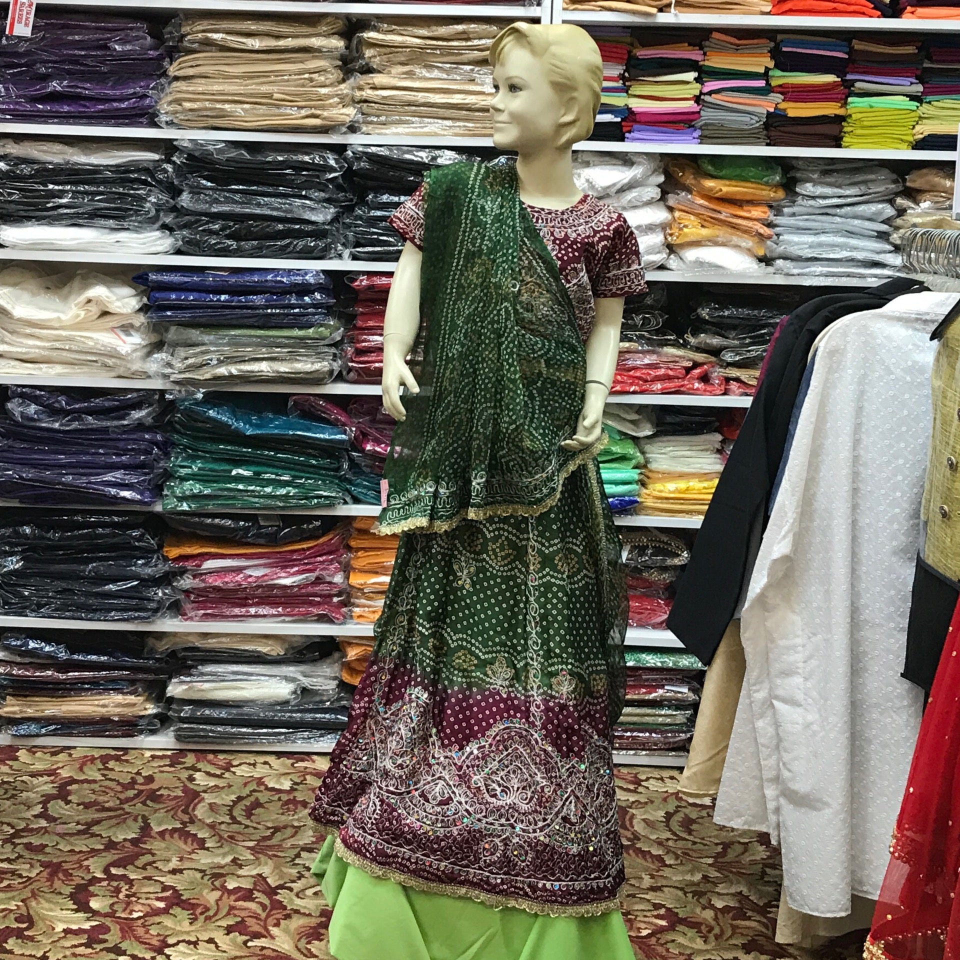 Lehenga Choli Dupatta Size 30